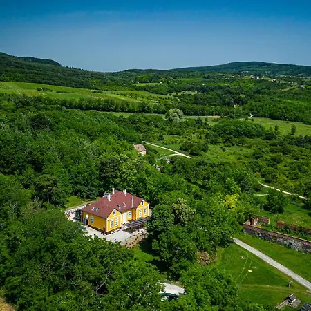 Bed & Breakfast Tusculanum Panzio