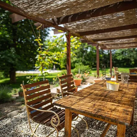 Bed and Breakfast Tusculanum Udvarhaz Mindszentkálla