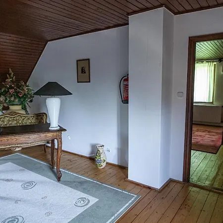 Tusculanum Panzio Bed & Breakfast Mindszentkalla