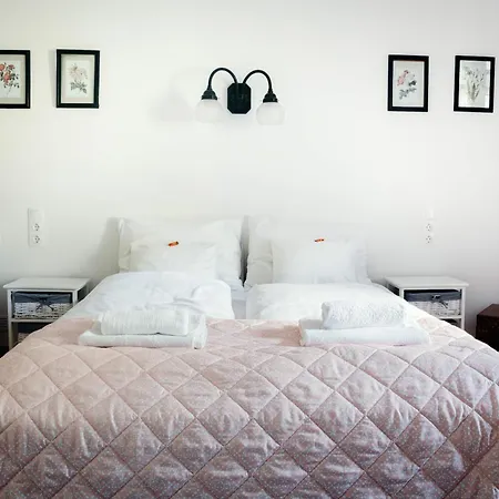 Tusculanum Udvarhaz *