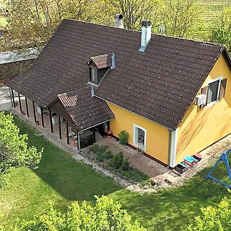 Tusculanum Udvarház Panzió Mindszentkálla