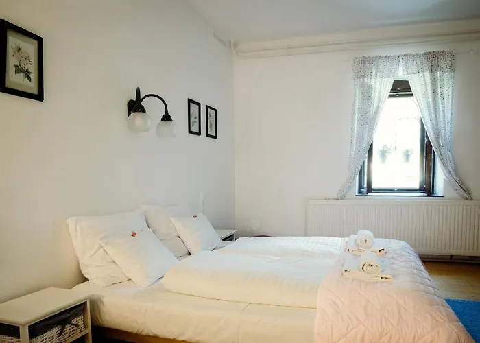 לינה וארוחת בוקר Tusculanum Udvarhaz Mindszentkálla